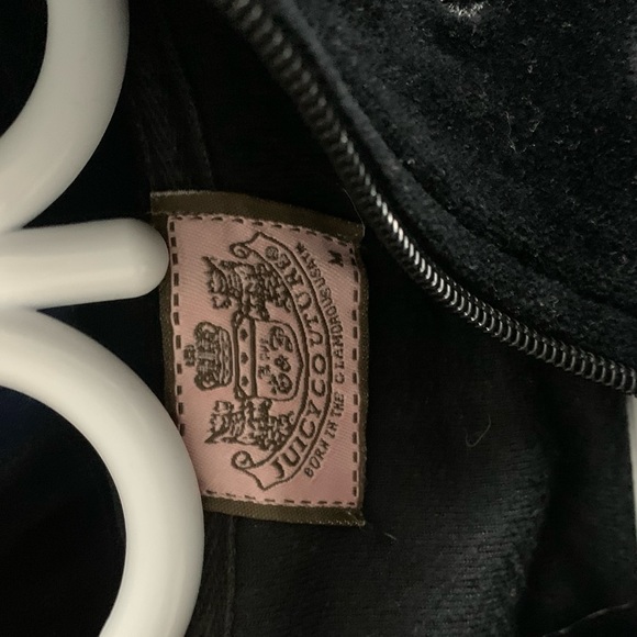 Juicy couture black hoodie size medium (fits like a small though) - Picture 5 of 6